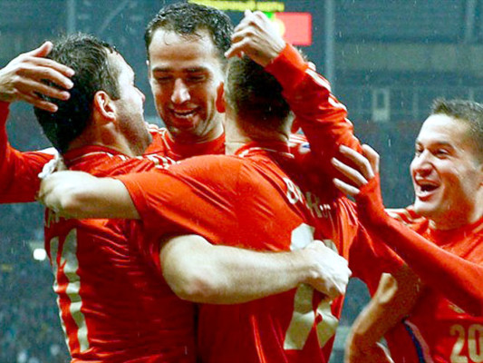 Rusia gana 1-0 a Portugal y se coloca líder del grupo F