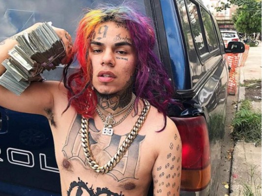 Armas, dinero y drogas, las fotos de 6ix9ine de sus redes sociales