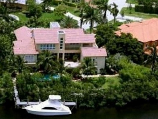 EEUU quita sanciones a dos esposas de magnates venezolanos&nbsp;