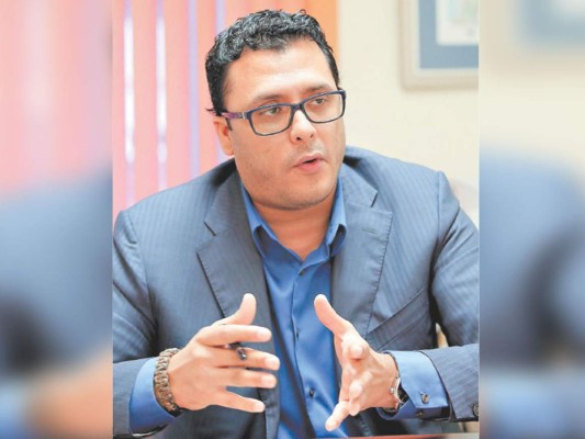 Comisión busca respaldo del Ejecutivo y el CN para reformar Ley de Tarjetas