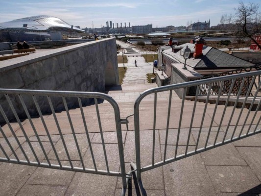 FOTOS: Rusia cierra sus fronteras y sus ciudadanos se refugian en casa