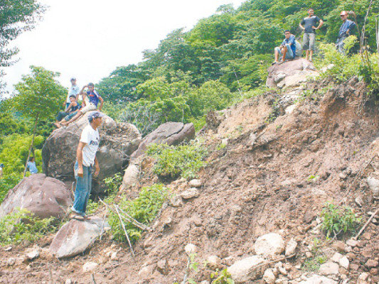 Siguen los deslizamientos en la zona de El Terrero