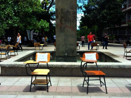 Un movimiento estudiantil hace conciencia sobre los alumnos de la UNAH que siguen en audiencia