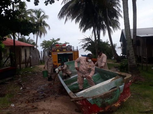 FOTOS: Vigilan zonas en alerta por llegada de poderosa tormenta Nana