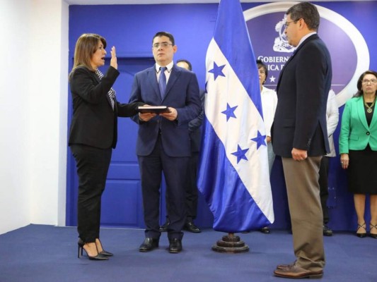 Alba Flores: Haremos una transformación en el sistema de salud de todo el país