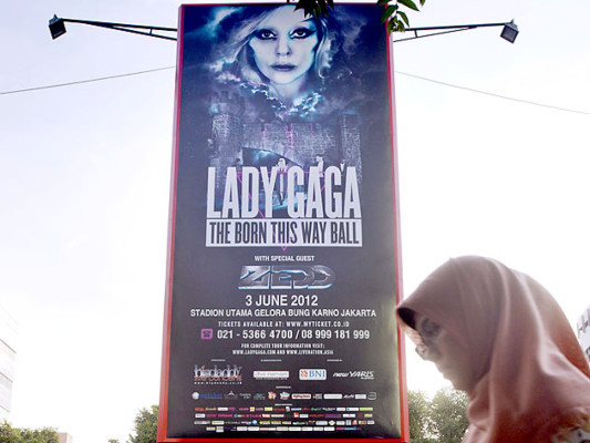 Lady Gaga deberá evitar toda 'conducta indecente' en Filipinas