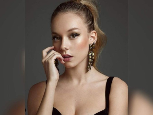 Así respondió Ester Expósito a la canción que J Balvin le dedicó