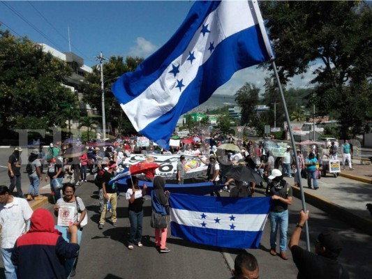 Concluye sin ningún acuerdo intento de diálogo entre autoridades y estudiantes