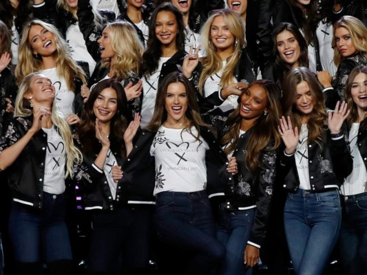 Los Ángeles de Victoria's Secret y Katy Perry cancelan participación en desfile 2017