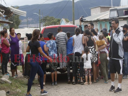 Drama y confusión por muerte de niña presuntamente a manos de su propia madre