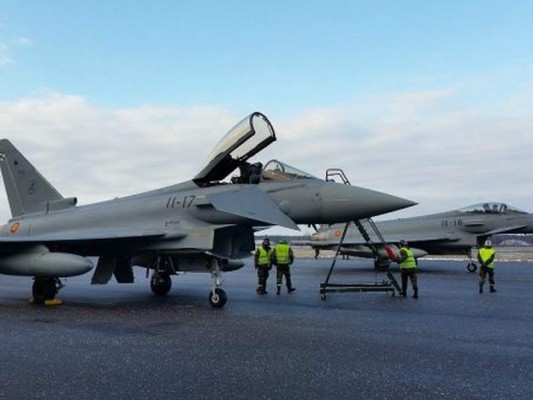 Se estrella en el mar avioneta de la fuerza aérea española