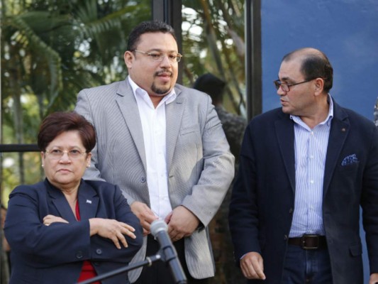 Comisión enviará esta semana los expedientes al MP