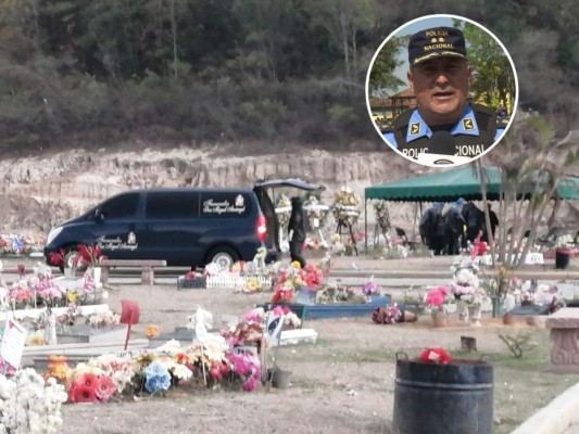Entierran a comisionado de la Policía Nacional fallecido por Covid-19
