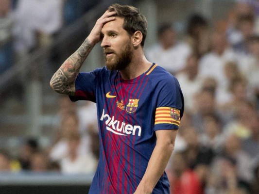 Las caras de la frustración de Lionel Messi tras caer en la Supercopa