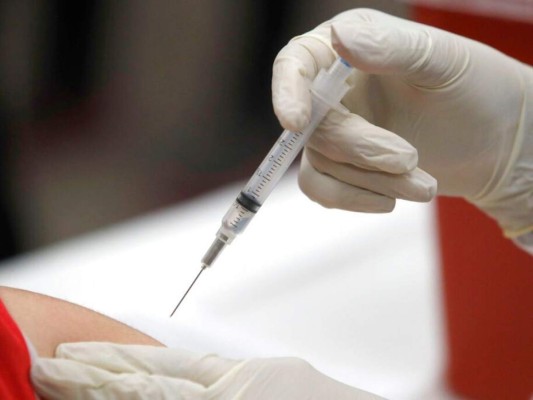 El Salvador habilita tercera dosis de vacuna anticovid para mayores de 18 años