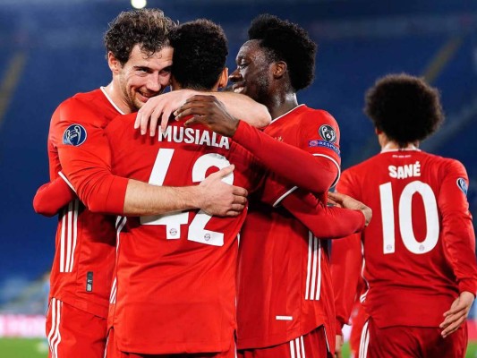 Bayern Múnich golea 4-1 a la Lazio en la ida de octavos de Champions