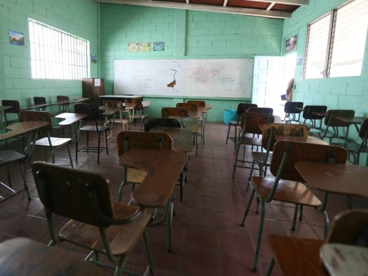 La triste despedida de los estudiantes del Instituto Modelo