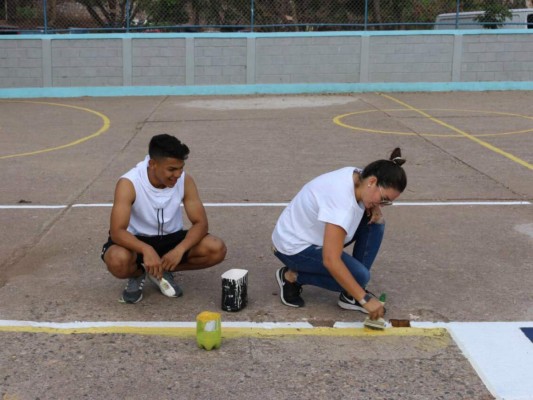 Honduras: Inicia campaña para dar color a canchas multiusos