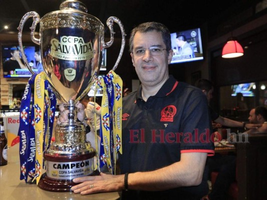 Presidente de Olimpia dice que le gustaría tener a Yustin Arboleda en el equipo &nbsp;&nbsp;