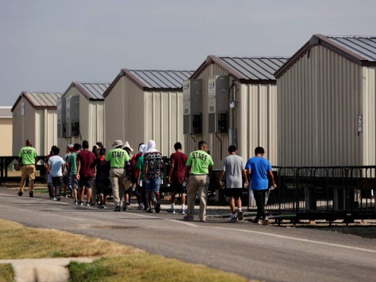 Estados Unidos trata de agilizar regreso de niños migrantes a familias