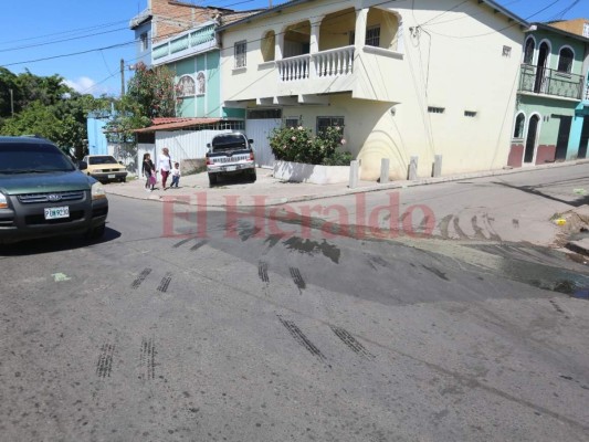 Por fin reparan la calle en la colonia 30 de Noviembre de la capital de Honduras