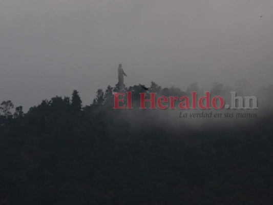 Masa de aire frío continuará generando lluvias y chubascos en Honduras