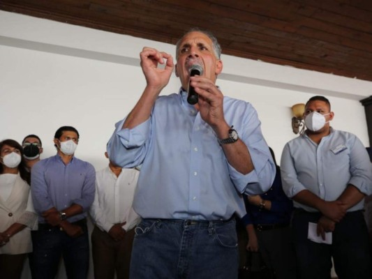 'Tito' Asfura lanza su precandidatura presidencial y promete unidad (FOTOS)