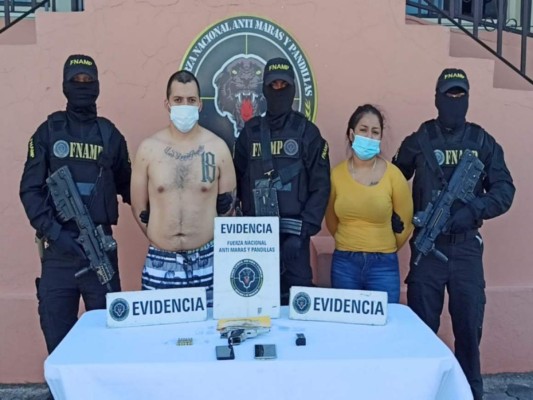 Cae 'El Inocente” y 'La Maldita”, presuntos gatilleros de la pandilla 18