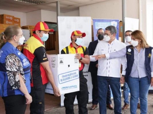 Honduras: Arriba el tercer lote de 40,950 dosis de vacuna anticovid de Pfizer