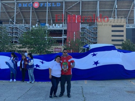 La fiesta catracha en el BMO Field durante el Honduras - Canadá (Fotos)