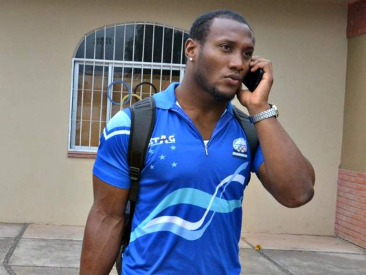 Luchador hondureño Kevin Mejía gana medalla de bronce en la Copa Dave Schultz en Estados Unidos