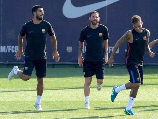 Neymar no quiere seguir bajo la sombra de Lionel Messi