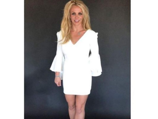 FOTOS: Famosos que mejor huelen y hasta han creado sus perfumes  