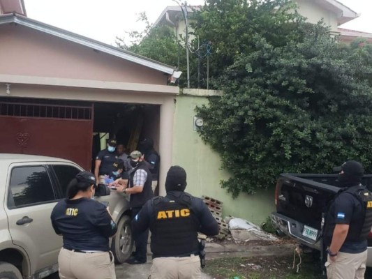 Pastor hacía creer a sus víctimas que abuso era un 'mandato divino”, según la Atic (Fotos)