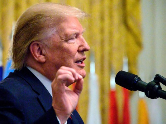 Donald Trump alista a sus filas para la batalla del juicio de destitución