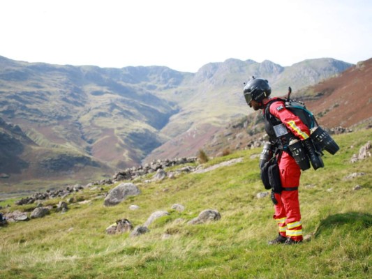 VIDEO: Paramédicos en Londres prueban traje jet