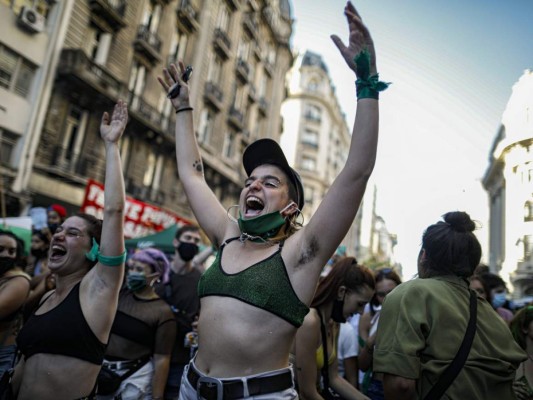 Protestas, muertes y covid, las fotos más destacadas de la semana en América Latina