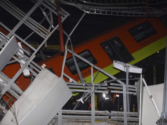 Impactante catástrofe en el metro de México en imágenes