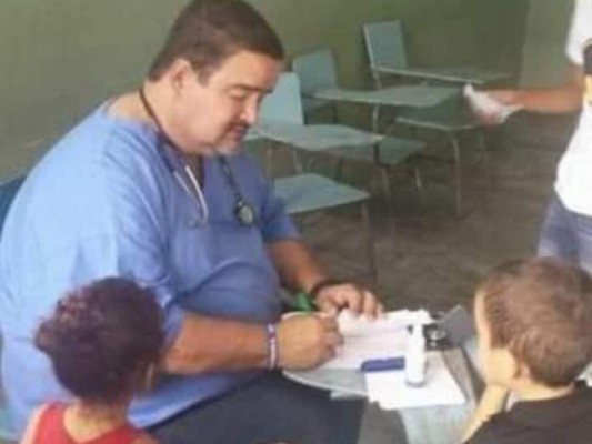 Muere por covid-19 el doctor Carlos Matute; tenía las dos dosis de AstraZeneca&nbsp;&nbsp;