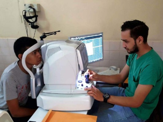 Hospital San Felipe cuenta con moderno tomógrafo en Oftalmología