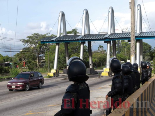 FOTOS: Fuerte despliegue policial y militar en varias ciudades de Honduras ante movilizaciones