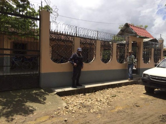 Allanan vivienda por nexos con tráfico de personas