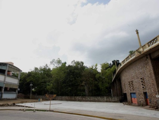 En marcha plan para habilitar una terminal de buses en La Isla en la capital