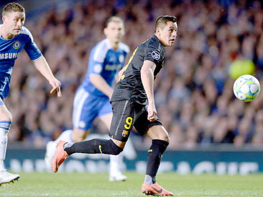 Chelsea deja herido al campeón Barcelona con zarpazo de Drogba