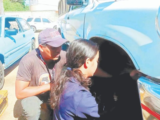 Meylin Hernández: Combinación ideal entre blusas y mecánica