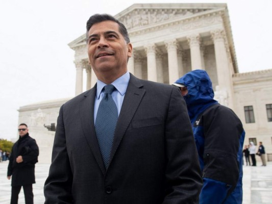 Biden nominará al hispano Xavier Becerra como secretario de Salud&nbsp;