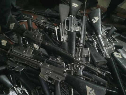 Policía destruye más de 3 mil armas de fuego