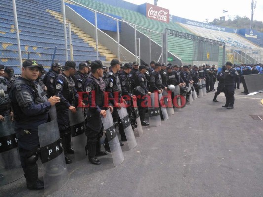 650 elementos de la policía listos para el Olimpia vs Motagua