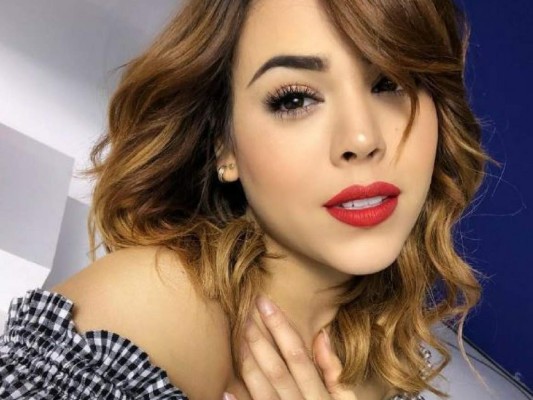 Danna Paola revive recuerdos con una foto y causa revuelo en Instagram