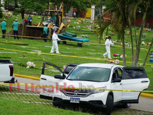 FOTOS: Desgarradora escena tras masacre en cementerio en SPS